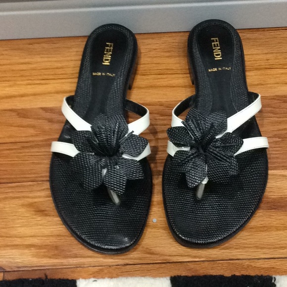 fendi flip flops